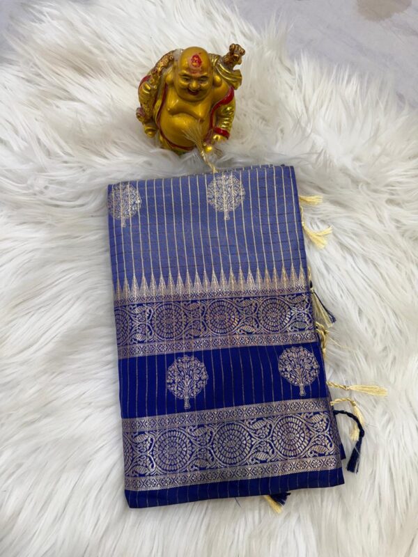 Lightweight Pattu Sarees